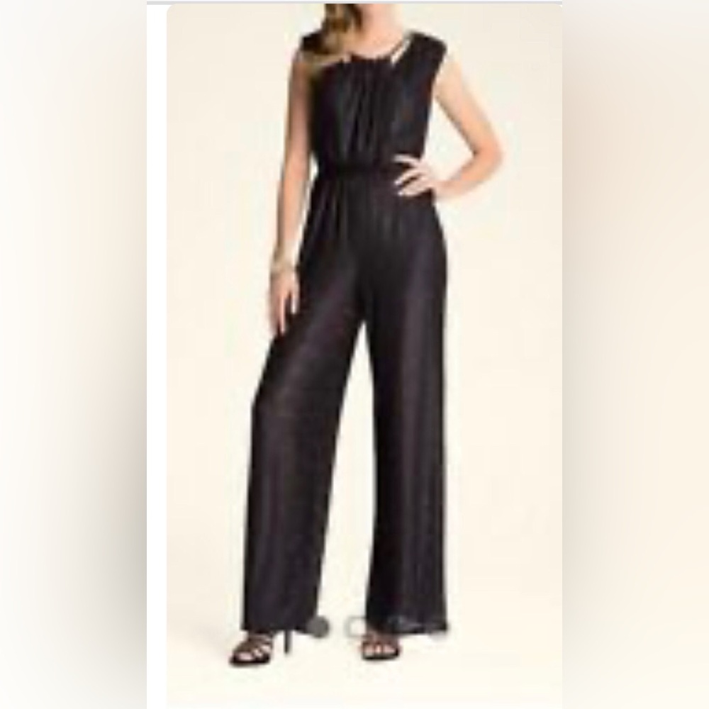 Bebe Jumpsuit pants large gold chain Black Classic designer expensive looking